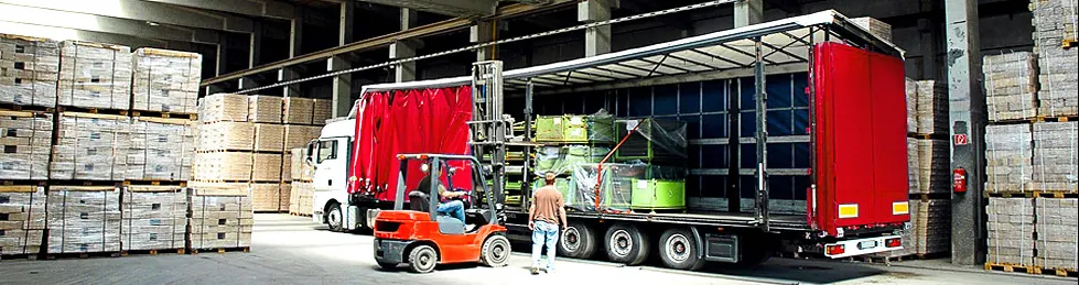 Krovinių pakrovimas transporto terminale